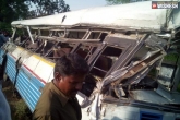 bus accident in nalgonda, Nalgonda accident, 18 killed 15 injured in bus lorry accident in nalgonda, Up bus accident