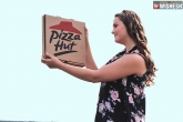 photo shoot with pizza, Nicole Larson loves pizza, girl s photo shoot with her lover pizza, Photo shoot
