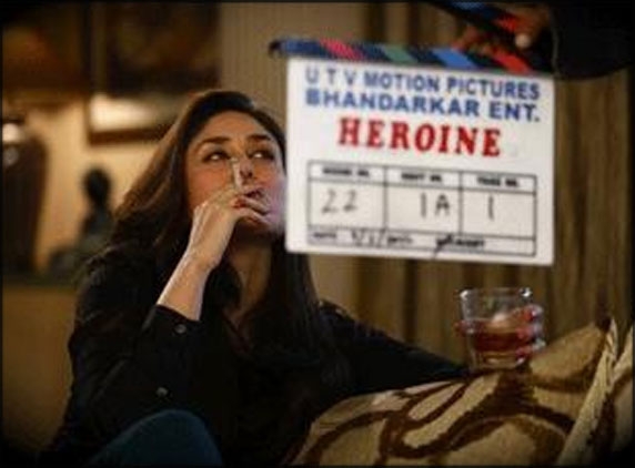 Kareena smokes in front of camera