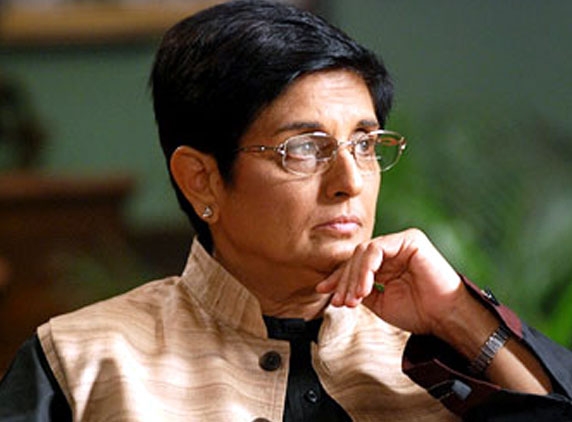 Kiran Bedi wants sting operation to be taken as suo motu