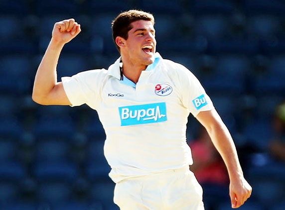 Australian playing eleven announced, Henriques to debut