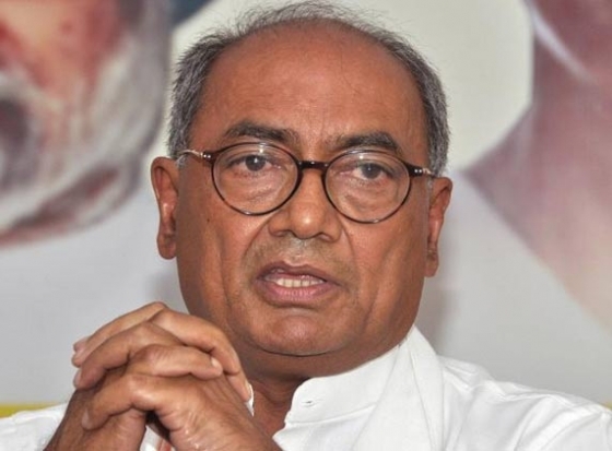 Digvijay Singh has more info than Kejriwal on BJP corruption