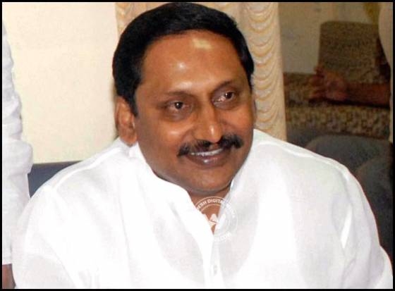 Kiran Kumar&#039;s ire shakes Sonia Gandhi