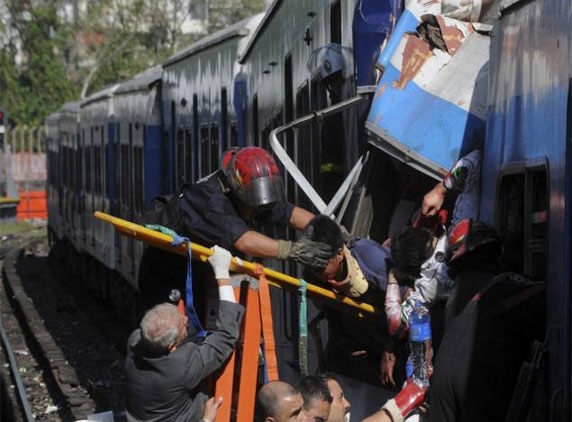 Argentina train knocks into station, 49 people dead