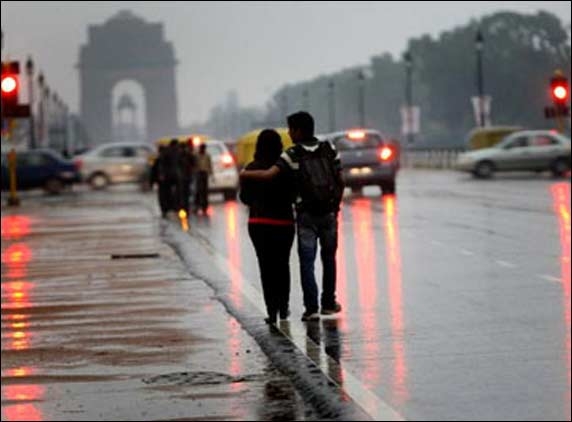 Delhi finally receives the much awaited showers