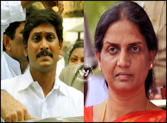 Jagan, Sabita attend CBI Court