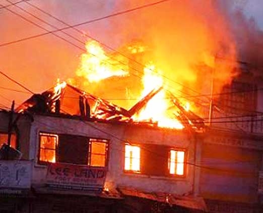 400 thatched houses gutted in fire accident
