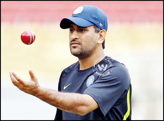 Dhoni, fifth valuable athlete