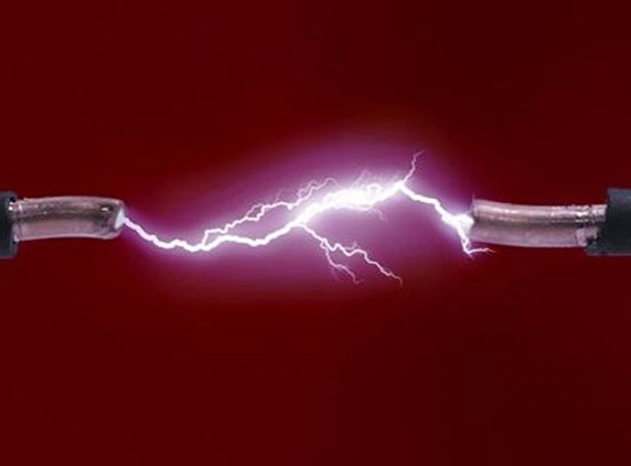 Mother &amp; daughter electrocuted, Khammam