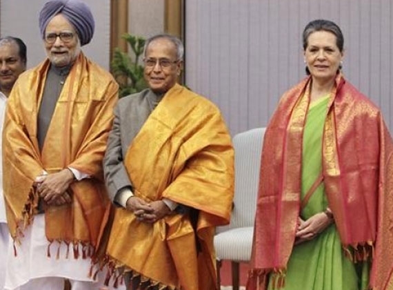 Manmohan, Sonia and Mamata Banerjee congratulate Pranab Mukherjee