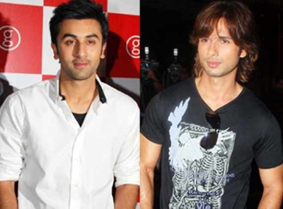 B - Town&#039;s most wanted Bachelors...