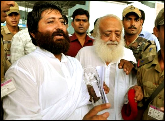Asaram Bapu&#039;s Son on Lookout