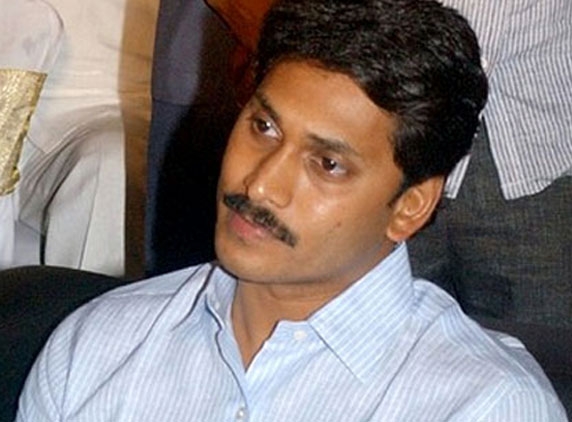 Apex court turns down Jagan&#039;s bail plea