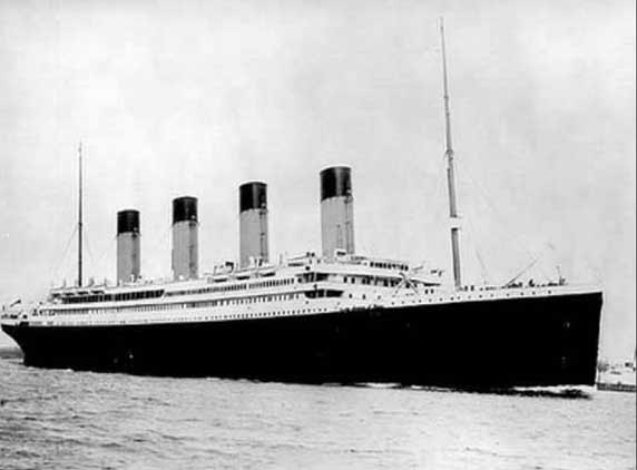 Titanic menu auctioned for 46k pounds