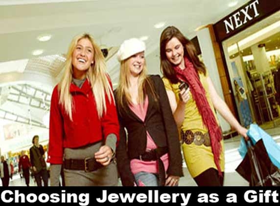 Choosing Jewellery as a Gift