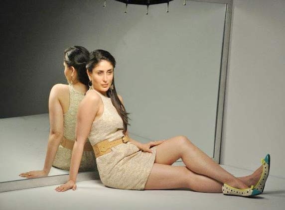 Kareena&#039;s beau has no problem the World viewing her.