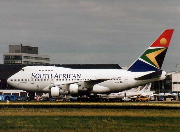 Drunk South African MP tries to open the flight door