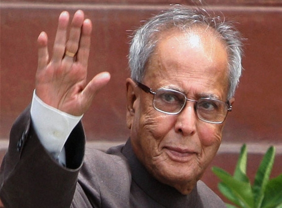 Pranab trying to split TMC: MP Derek